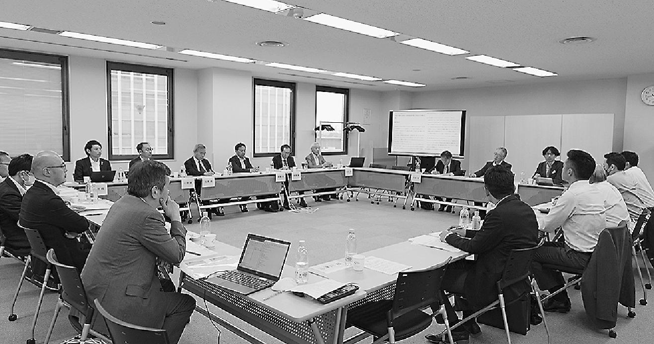 参加人数も過去最多となり、議論が盛り上がったFRPの第3回勉強会。不動産業界のコンプライアンス確立への方策が検討され、成文化に向けた足固めを行った。ただ、様々な業態があるだけに、そこにどのような横ぐしを刺すのかという課題も浮き彫りとなった