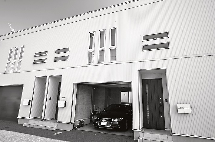 ICにも近くクルマ愛好家の単身者を想定