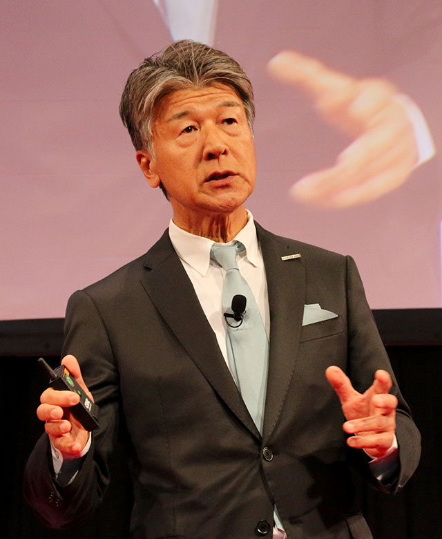 安藤正弘氏