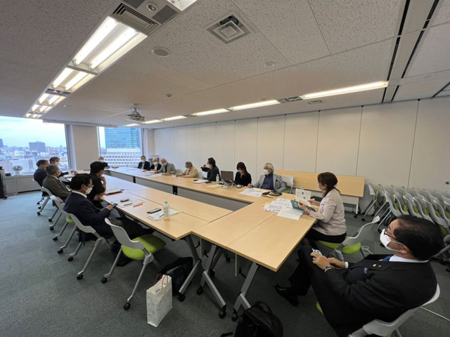 活動方針を議論した前回の会合