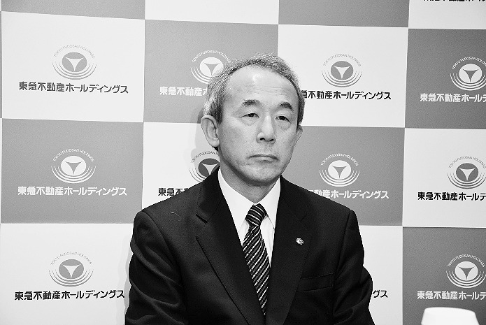 岡本潮氏