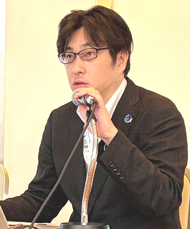 基調講演で登壇した国交省の倉石不動産業課長
