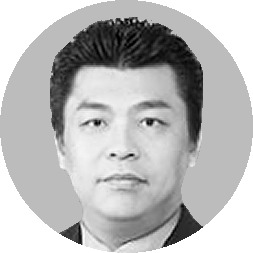 吉村真行氏