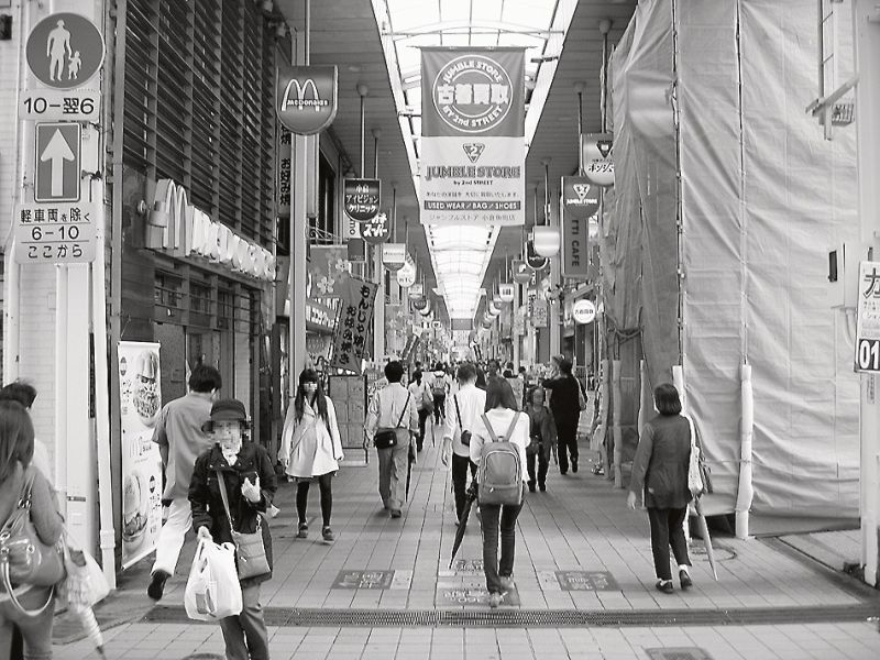 小倉の中心商業地・魚町銀天街