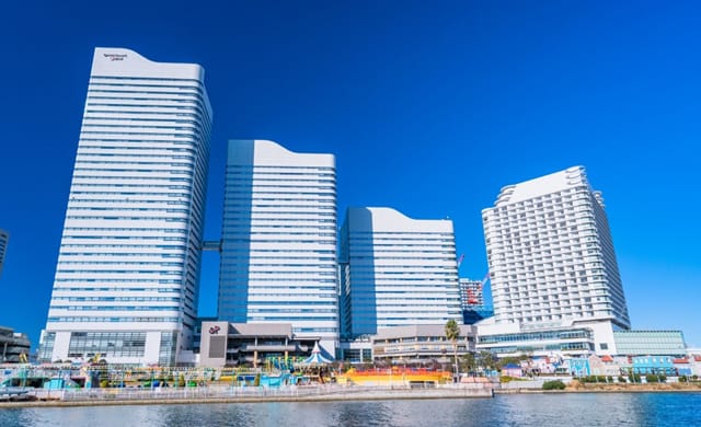 リストアセットが「クイーンズスクエア横浜」の一部取得