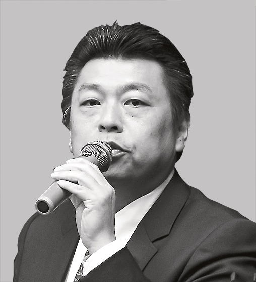 吉村真行理事長
