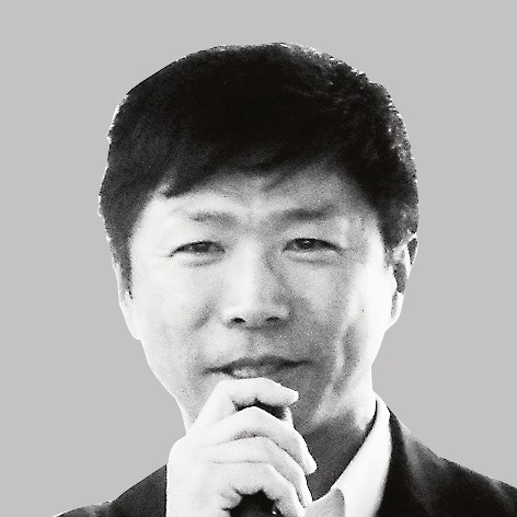松田富行氏