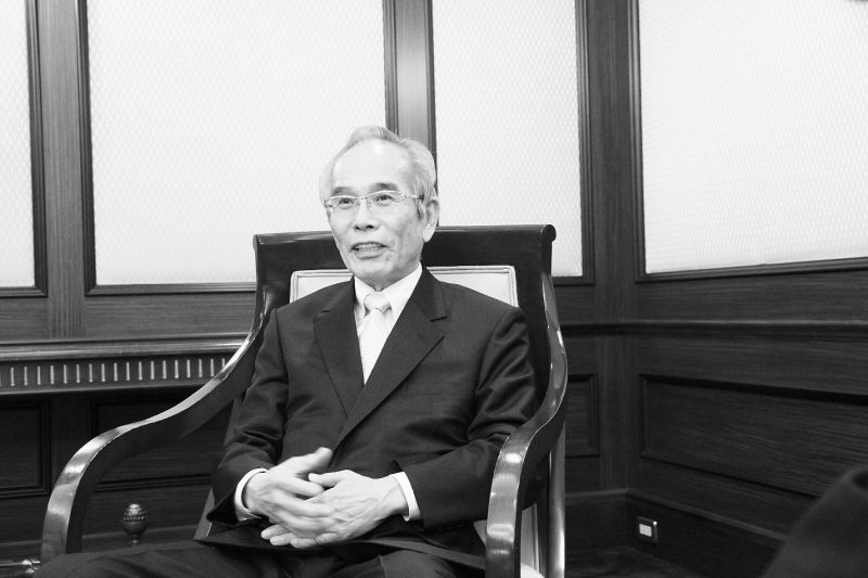 (株)合田工務店社長。98年5月四住協理事長、同年5月住協連(現全住協)理事、01年3月高松商工会議所副会頭、03年5月香川県建設業協会会長。香川県出身、69歳。