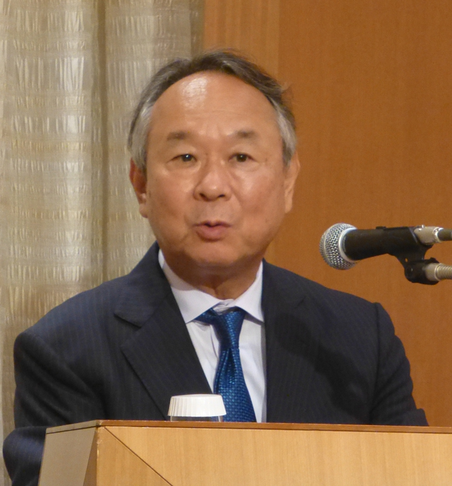 中村氏