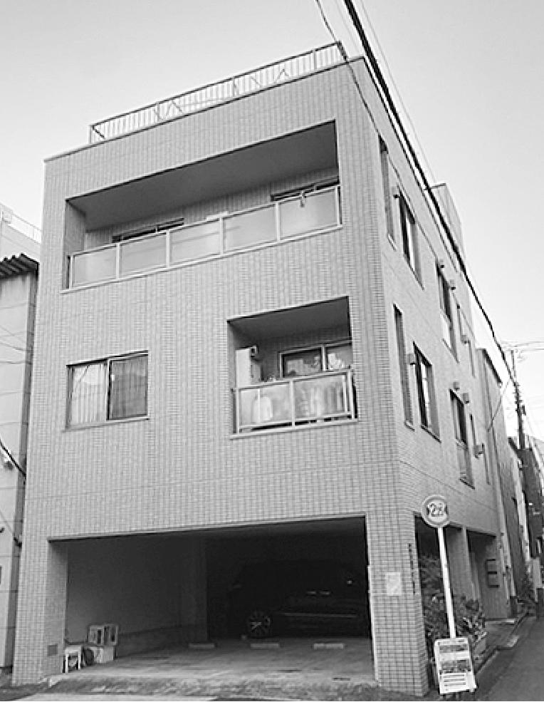 1階部分にあるビルトインガレージ