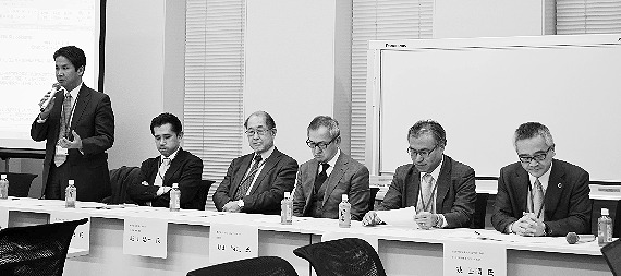 パネルディスカッションでは「耐震不足」の付加について疑問が呈された