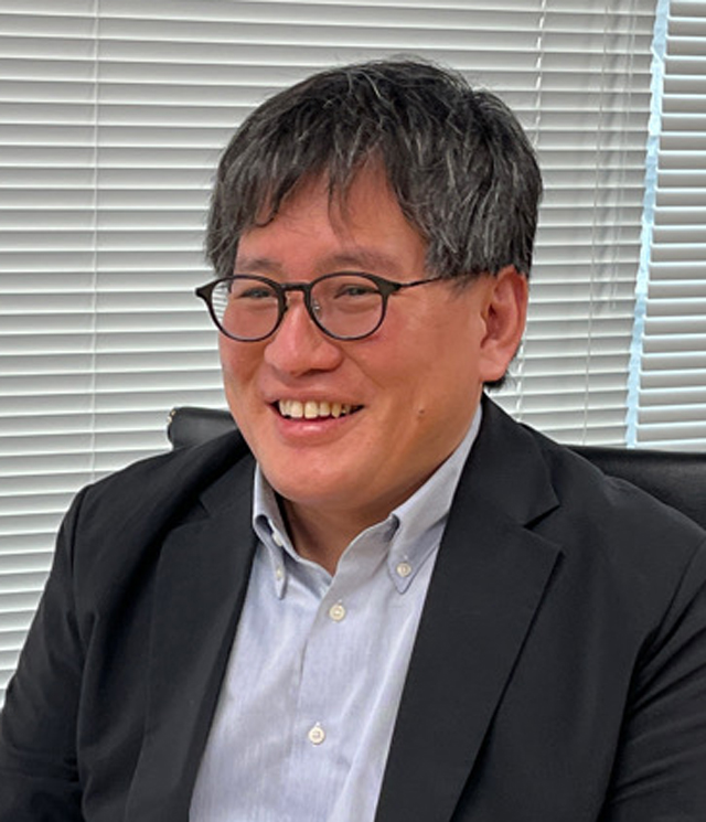 L is B　COO　加納正喜氏