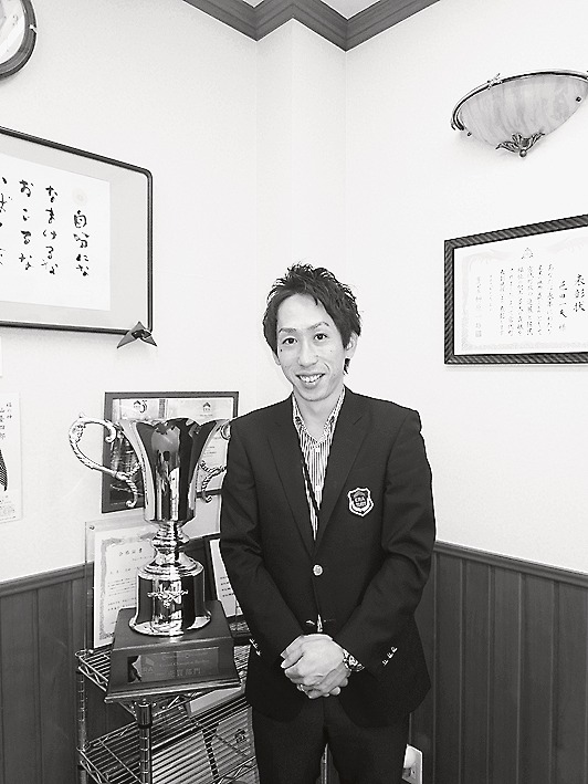 山崎篤史さん