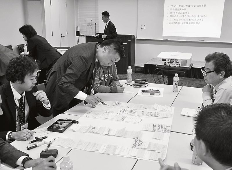 大阪宅協中央支部が開いた研修会は「参加型」が特徴。グループディスカッションでは活発な議論が行われた