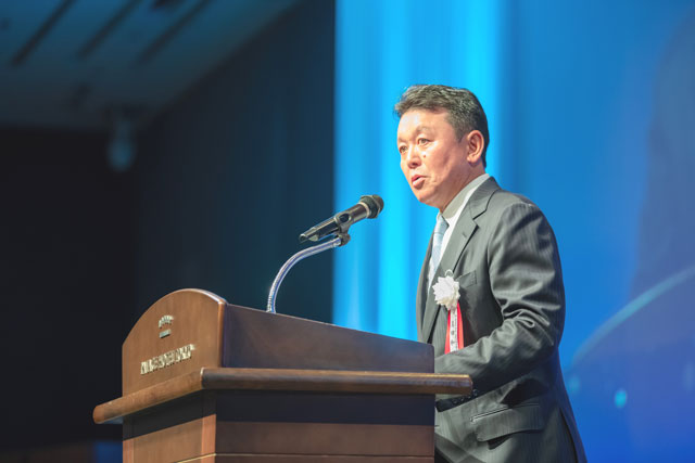 目指すビジョンを語る島田社長(同社提供)