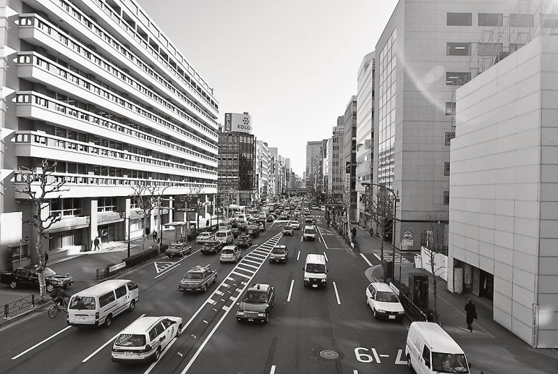 依然として賃料に下落基調が見られる賃貸市況。「二極化」が年々高まっているようだ。不動産会社も空室解消へ創意工夫の取り組みを見せる
