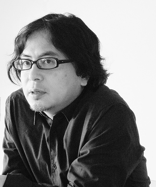 ひと 吉里氏