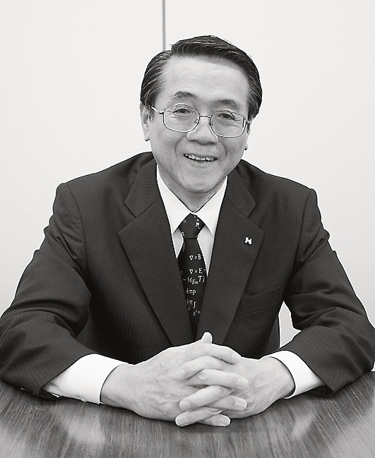 鶴谷彰人社長
