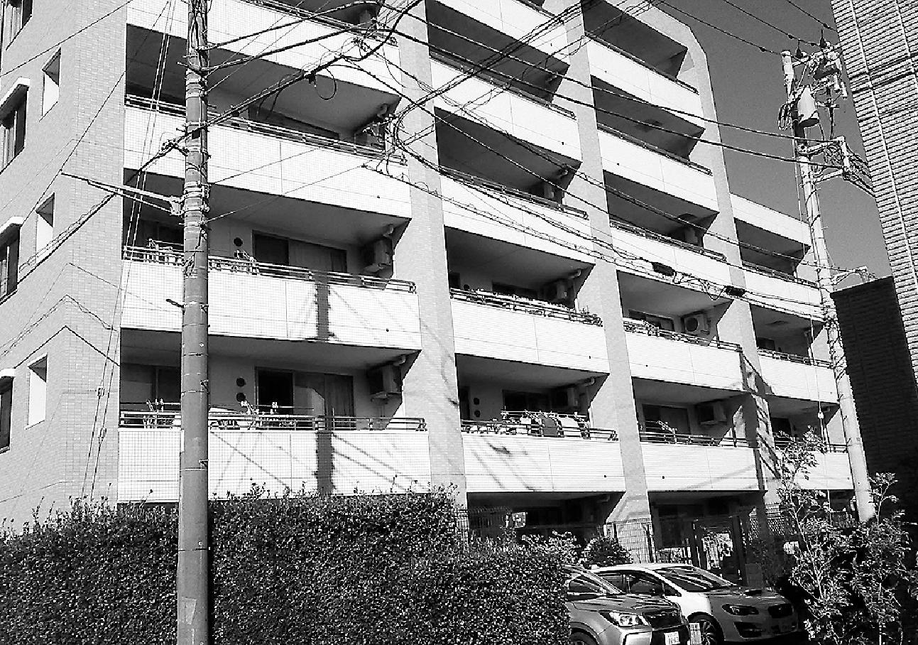 分譲マンションはその規模の大小にかかわらず入居者同士のコミュニティが重視され、資産価値を構成する重要な要素になりつつある(写真はイメージ)