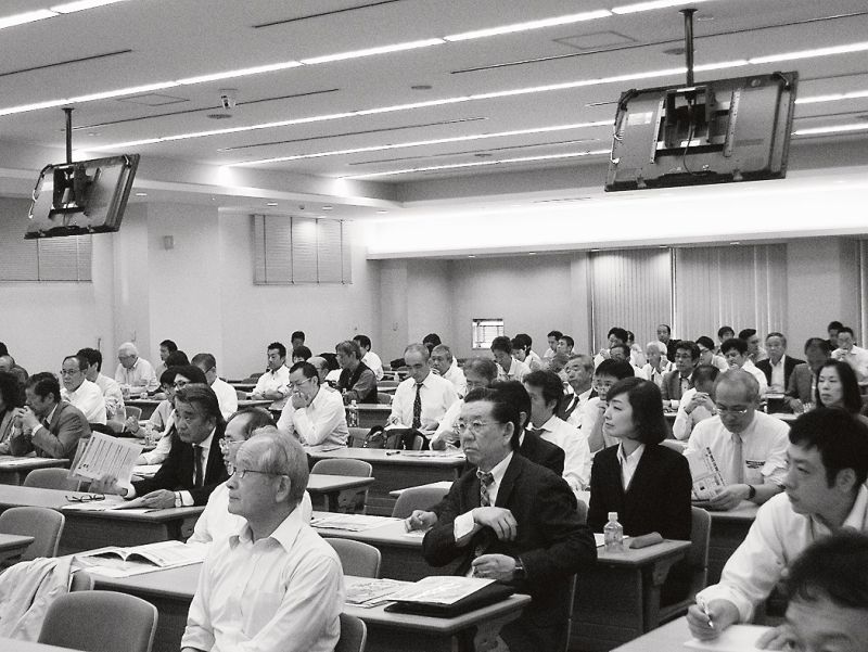 160人が勉強会に参加した