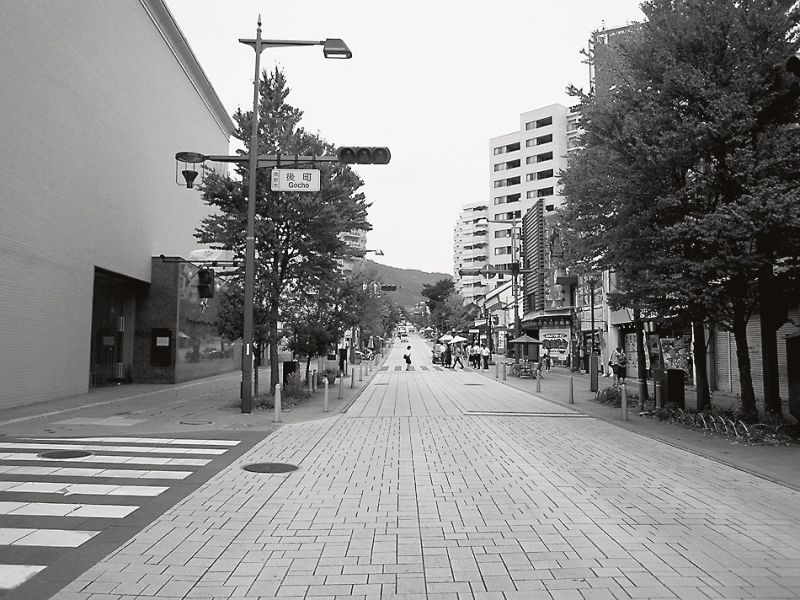 長野駅から善光寺に向かう表参道