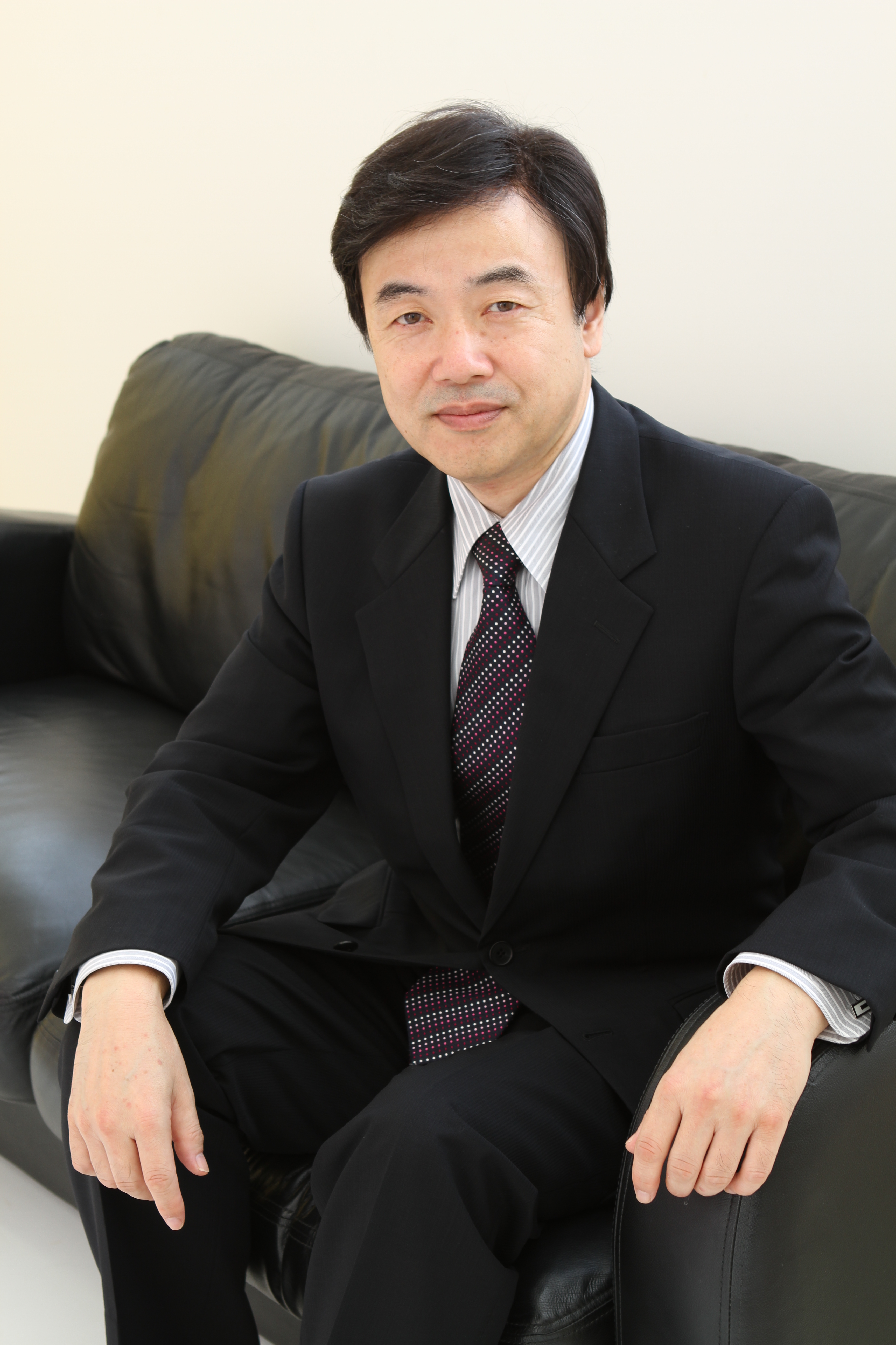 鈴木 宏行氏の顔写真